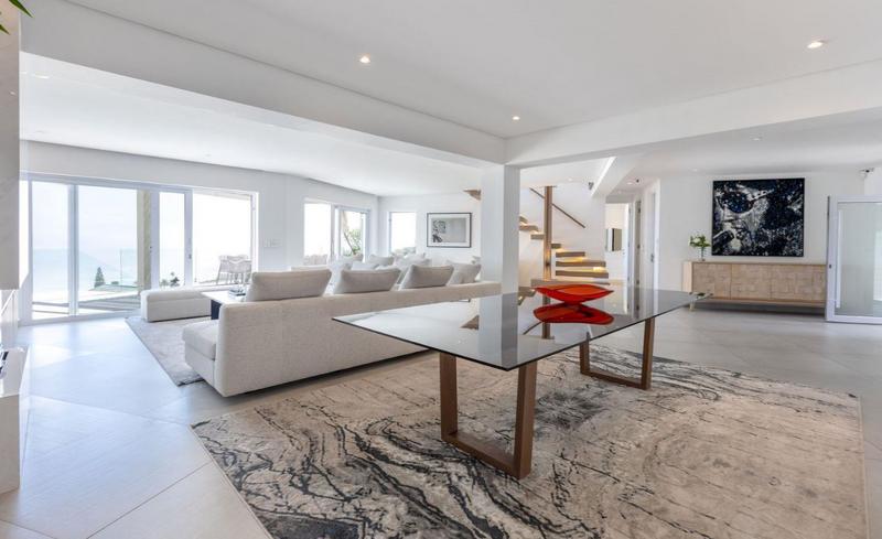 4 Bedroom Property for Sale in Llandudno Western Cape